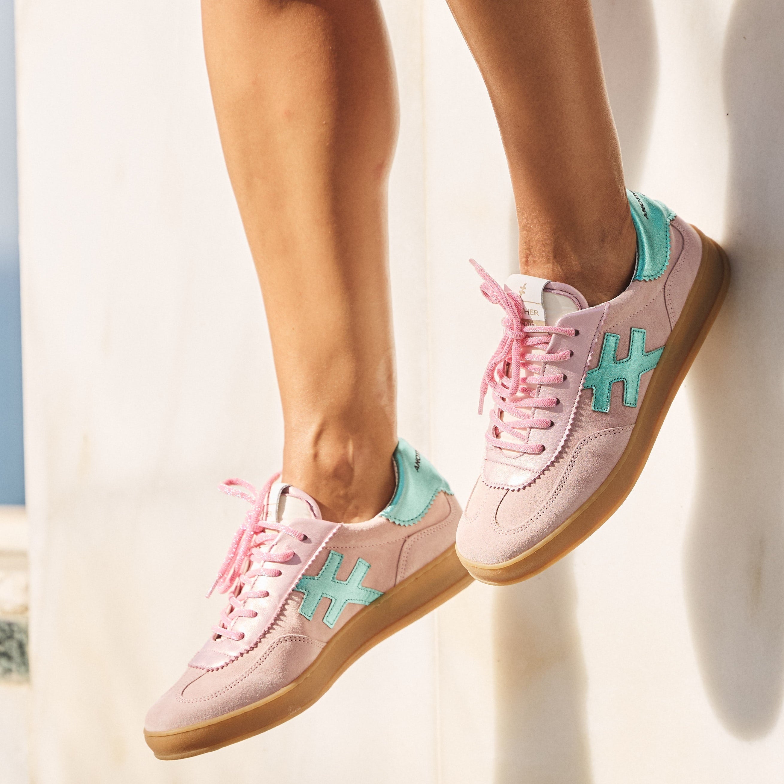 ZAPATILLA ICONIC ROSE A032