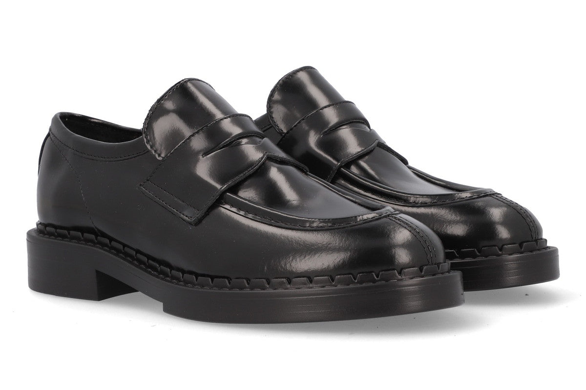 ZAPATO CHESTER NEGRO 5330