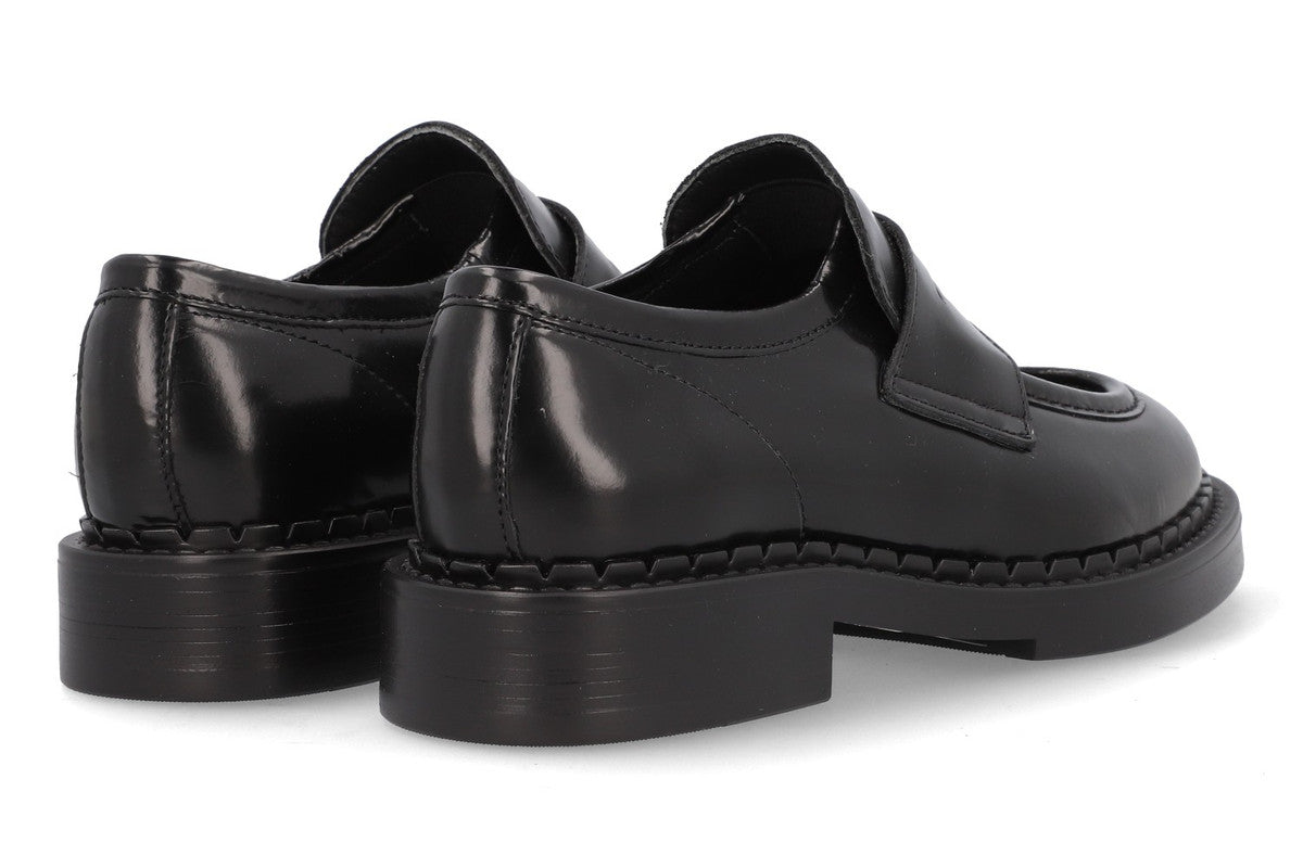 ZAPATO CHESTER NEGRO 5330