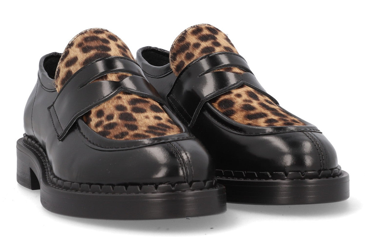 ZAPATO CHESTER LEO 5330