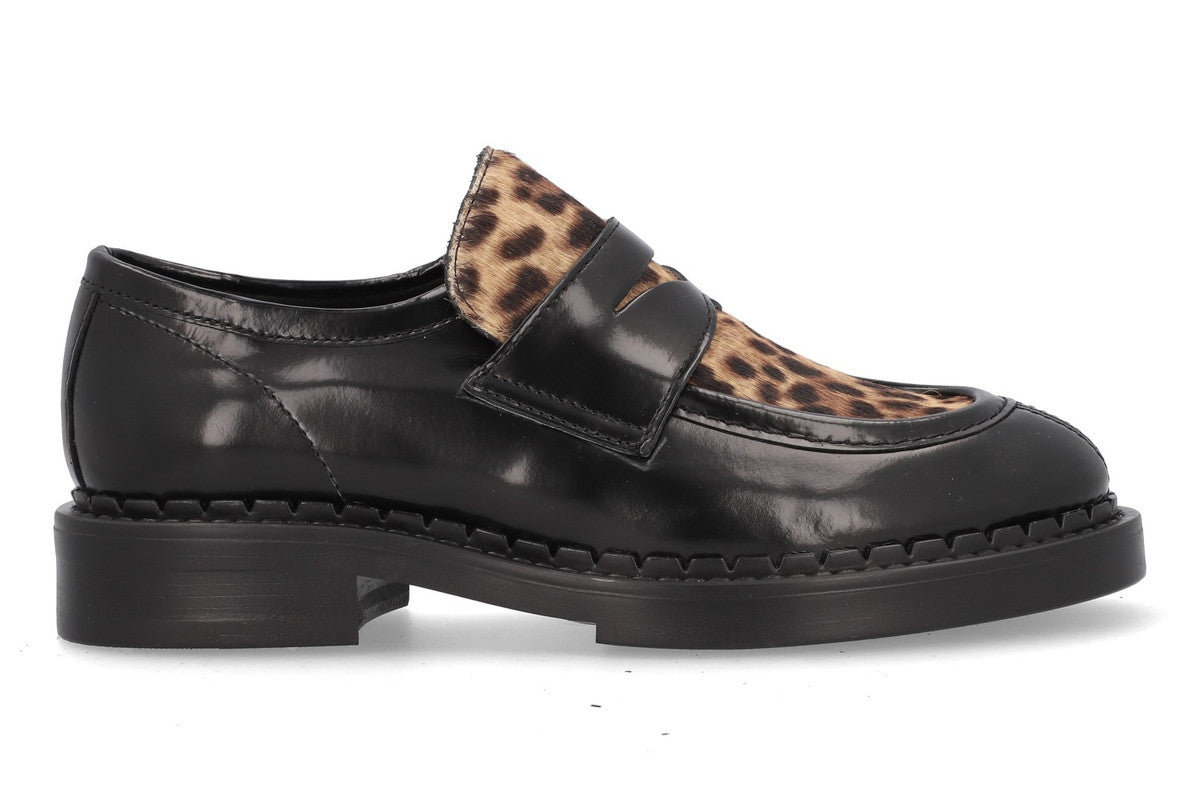 ZAPATO CHESTER LEO 5330