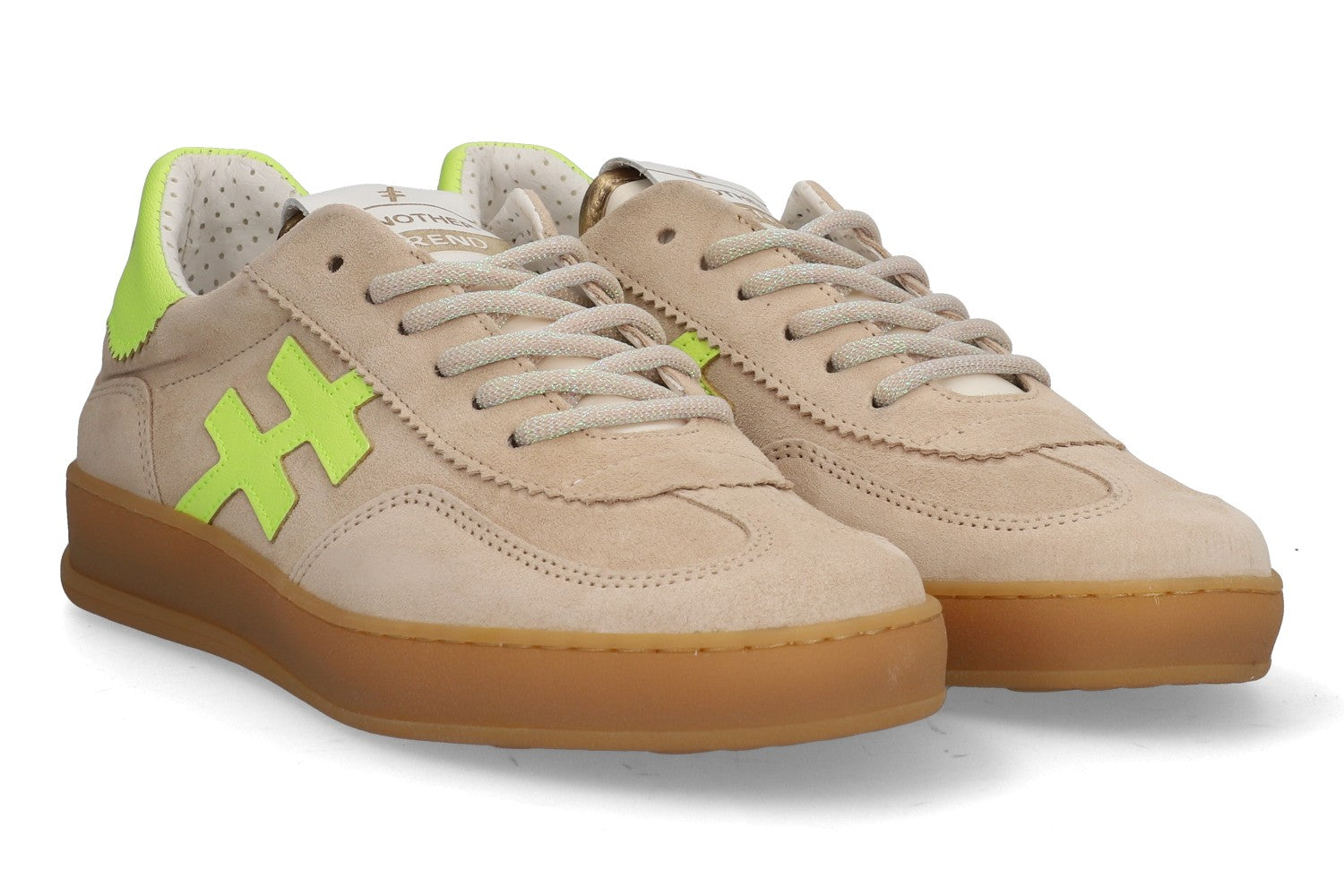 ZAPATILLA ICONIC LINO A032