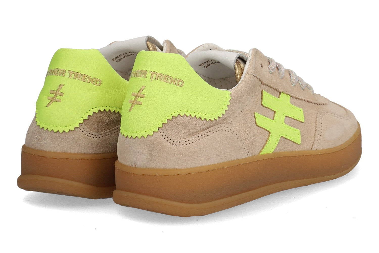 ZAPATILLA ICONIC LINO A032