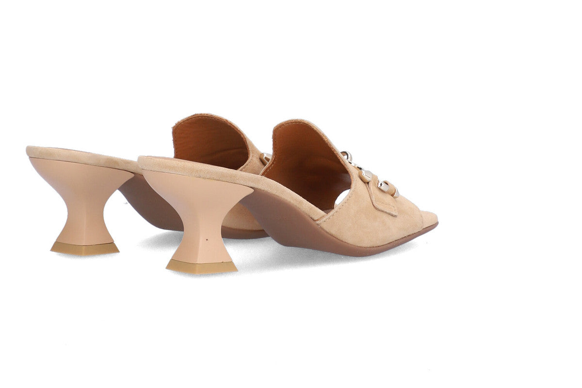 SANDALIA VERSALLES CAMELLO 2536