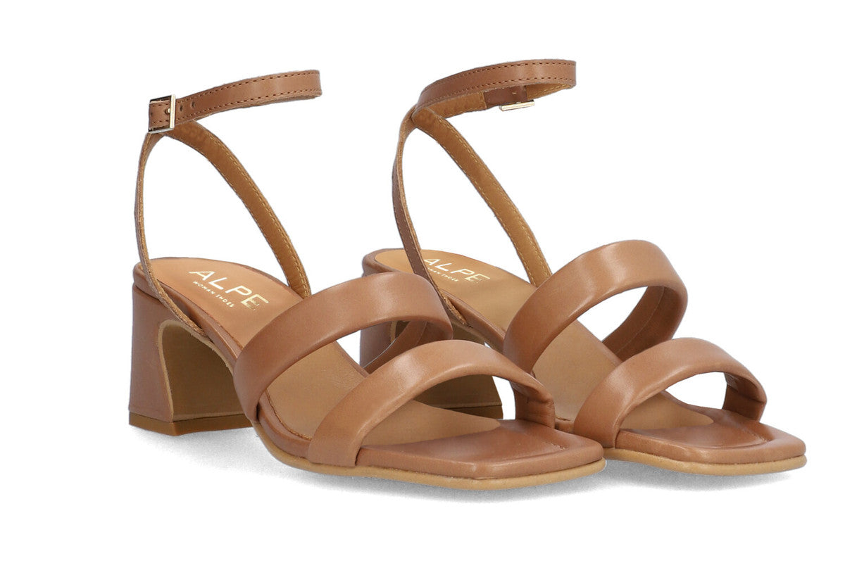FEMME ALCE 2583