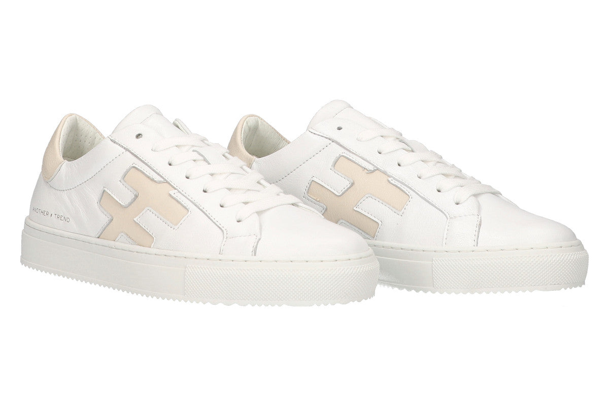 ICONIC BEIGE