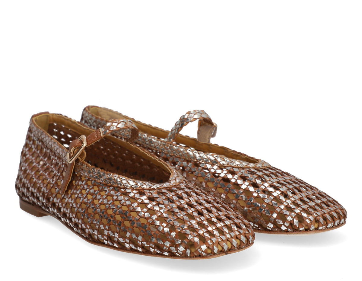 ZAPATO PRETTY PLATA 5551