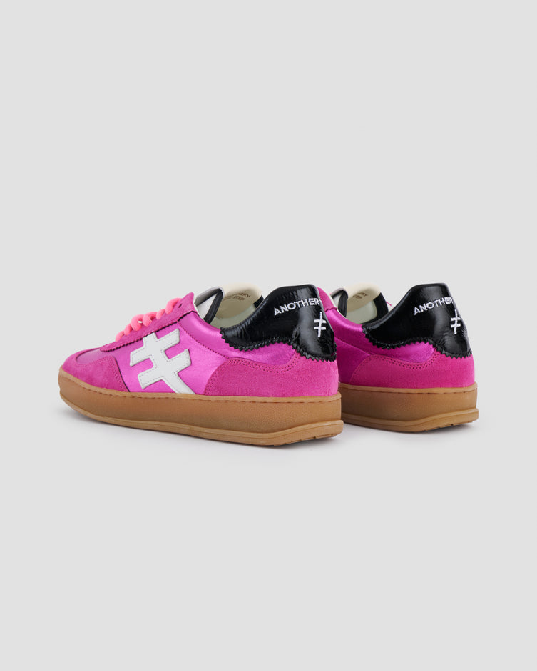 ZAPATILLA ICONIC FUCSIA A032
