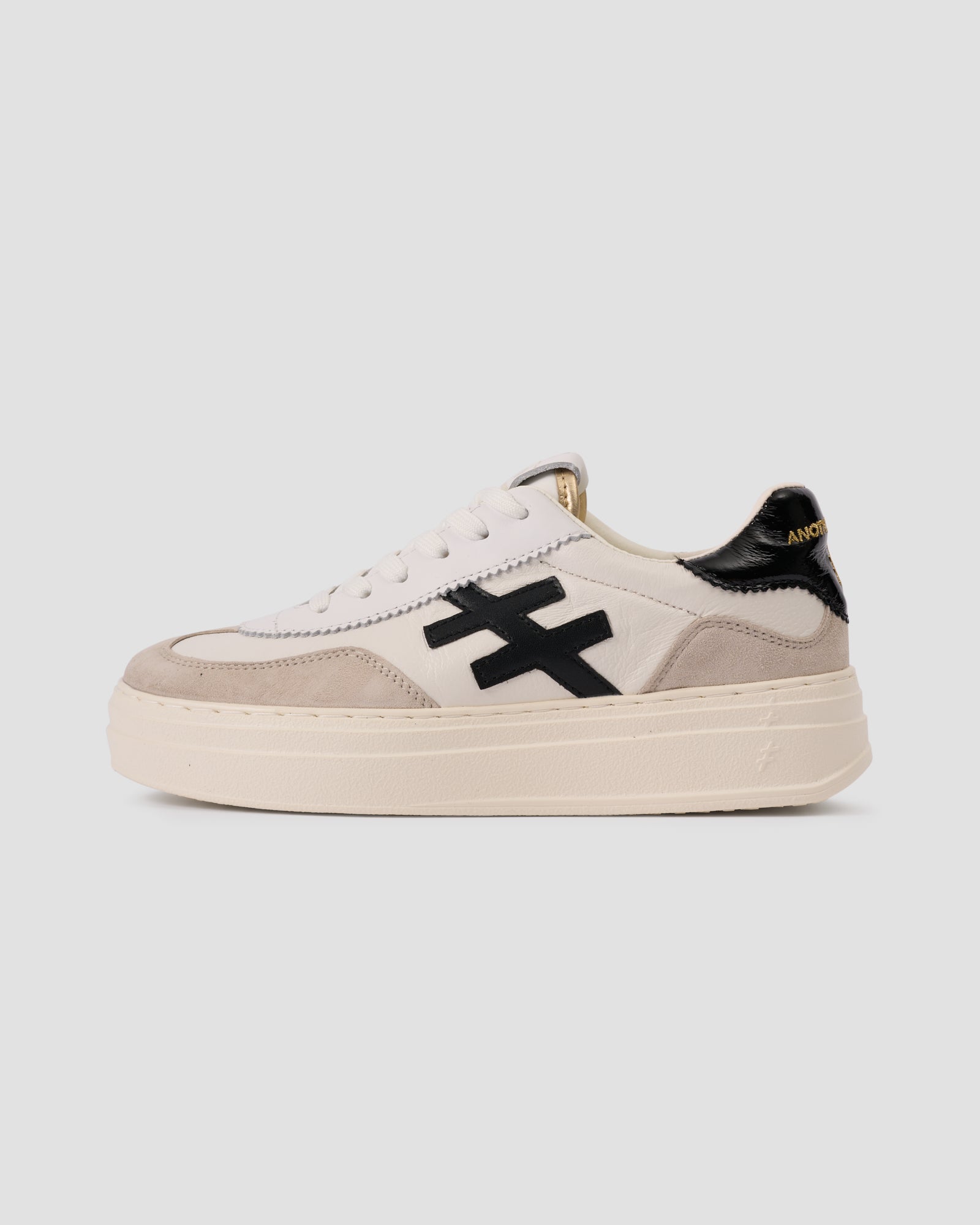 ZAPATILLA ATHLETIC WHITE A035