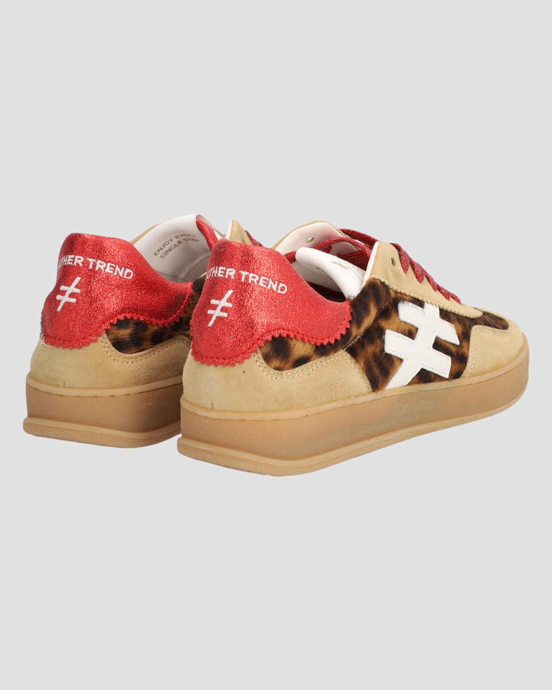 ZAPATILLA ICONIC LEOPARDO A032