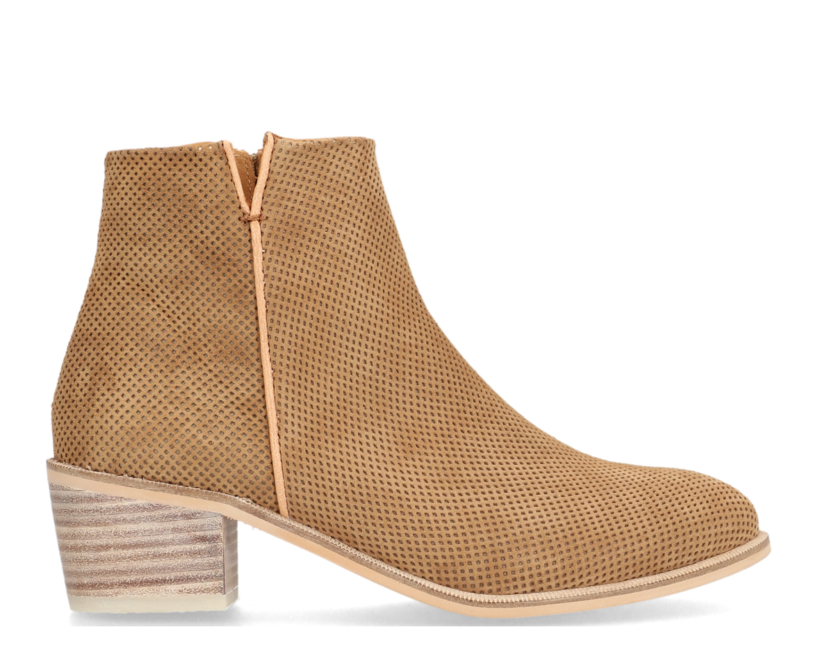 BOTIN NELLY CUERO 5049